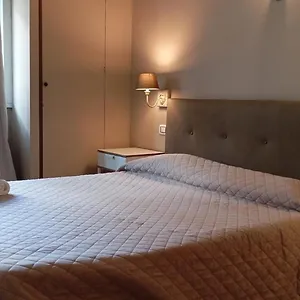 Cconforthotels R&b Cavour 2*, Bari Olaszország